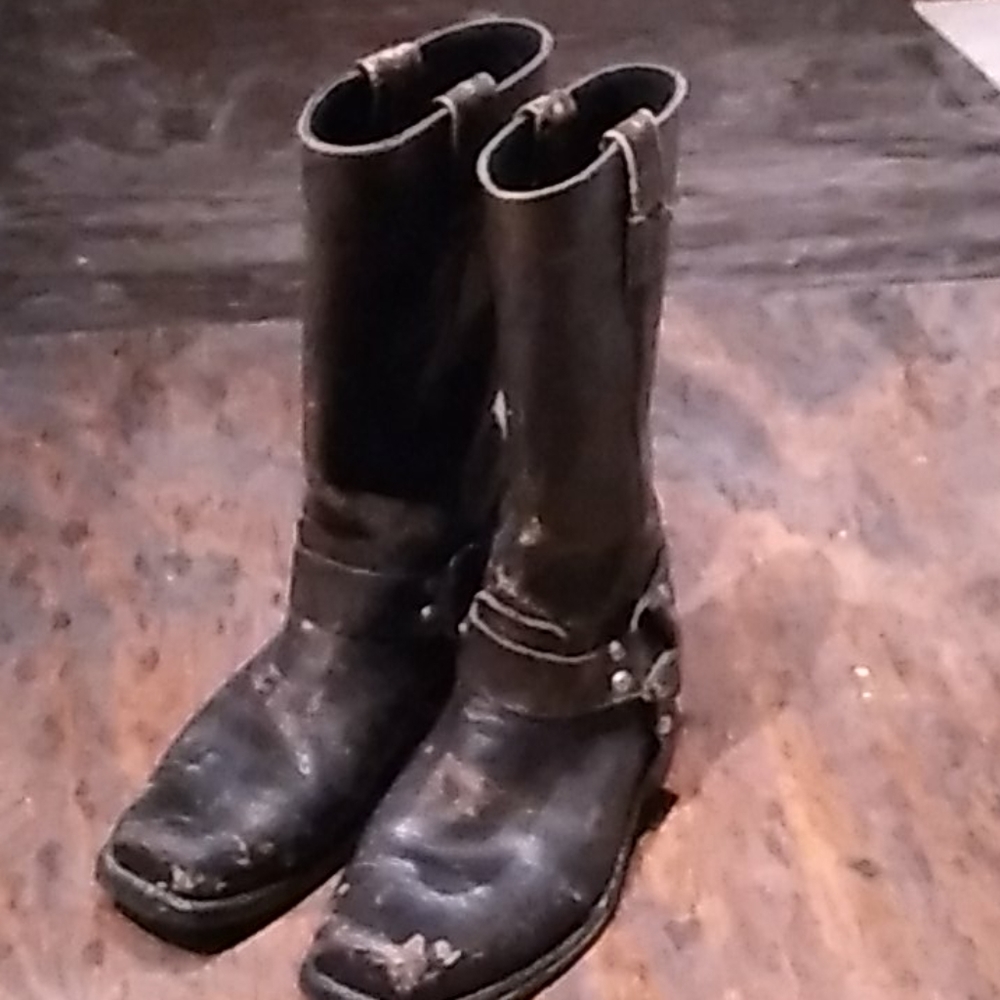 Biker boots